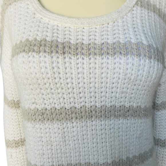 Madewell Women’s Sweater Top - Picture 8 of 9